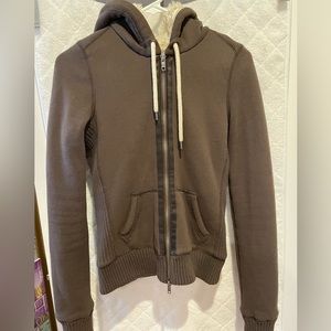 RUEHL No. 925 sweatshirt with hoodie - super warm and comfortable